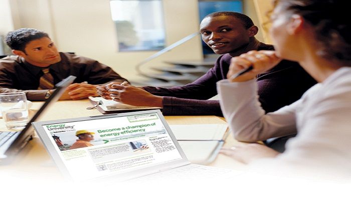 Πιστοποίηση ΡΕΜ από το Energy University της Schneider Electric 